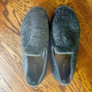 AllBirds size 8 women slip on